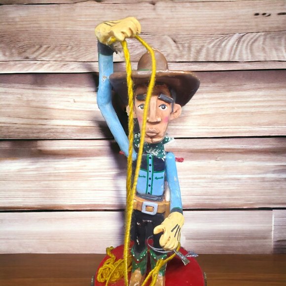 Cowboy with Lariat Treasure Box Figurine by Seasons of Cannon Falls - NIB - Picture 6 of 9